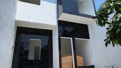 Jual Segera Rumah Mewah di Kelapa Gading, Jakarta Utara, Luas 102 m2