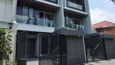 Rumah Prestisius di Kawasan Sunter, Jakarta Utara, LB 354m², Harga 7 Miliar