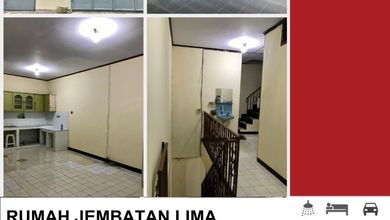 Rumah Modern di Jembatan Lima, Jakarta Barat, LT 180 m2